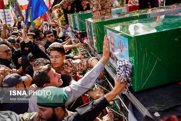 تشییع پیکر مطهر شهدای اخیر در چندین شهر خراسان رضوی/ نمایش همبستگی ملی در برابر جنایت صهیونیست‌ها