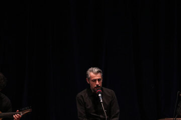 تصاویر | اجرای کنسرت زندهی «حصار» در سالن تئاتر شهر سمنان