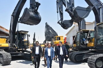 تلاش برای رفع چالش ارزی واحدهای صنعتی فارس