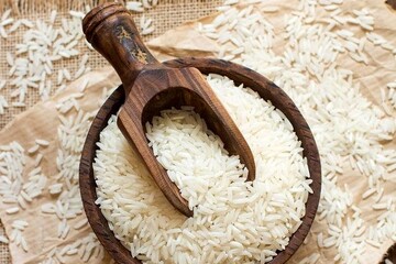 دریایی از برنج به کشور رسید/ جزییات