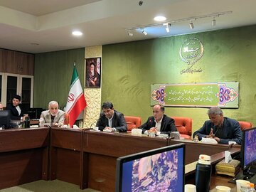 دفاعِ استاندار کرمان از باغداران در شورای عالی پسته با حضور وزیر جهادکشاورزی