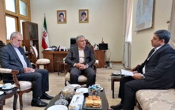 دیدار استاندار اردبیل با سفیر جدید ایران در باکو