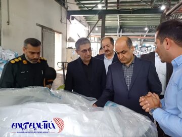 دیدار استاندار گیلان از صنایع پلاستیک گیلان کوب در صومعه سرا