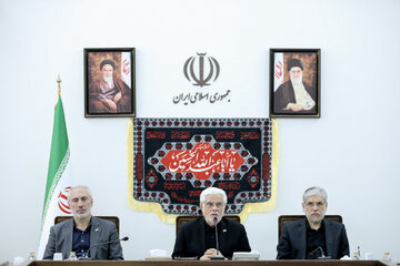 عارف: مبنا و راهبرد دولت، اجرای برنامه هفتم توسعه است/ درصورت نیاز، باید در تمامی برنامههای اقتصادی، راهبرد پیوست معیشتی در اولویت قرار گیرد