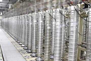 غنی سازی را به ۹۰ درصد برسانید، بازرسان آژانس را هم محدود کنید/ پیشنهادات روزنامه اصولگرا برای مقابله ایران با اجرای مکانیسم ماشه