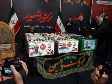 مراسم وداع با شهیدان اقتدار در دزفول برگزار شد/ لاریجانی: در این نبرد اخیر، دشمن به هیچیک از اهداف خود علیه ایران دست نیافت