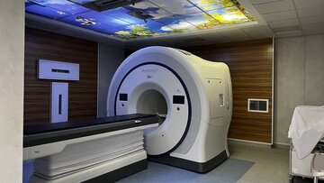 مرکز رادیوتراپی بیمارستان توحید سنندج؛ پیشگام در درمان و پشتیبانی از بیماران داخلی و خارجی