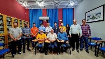 نشست تخصصی عکاسی مستند با محوریت حیات وحش در سمنان برگزار شد