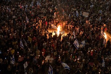 هاآرتص: همانگونه که آیتالله خامنهای گفت،اسرائیل با خطر فروپاشی روبهرو است