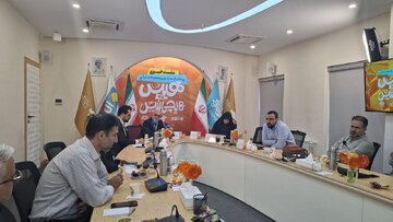 «هیس هیچی نیس»؛ از قم تا خاورمیانه