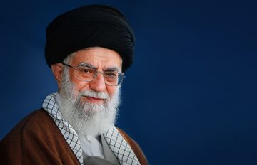 پیام رهبر انقلاب به حجاج: دنیای اسلام نیازمند بکارگیری درسهای حج برای متوقف کردن فجایع غزه/ دولتهای اسلامی راههای کمک به رژیم صهیونی را ببندند
