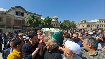 پیکر مطهر شهدای حمله‌ی رژیم غاصب صهیونیستی به استان همدان تشییع شد