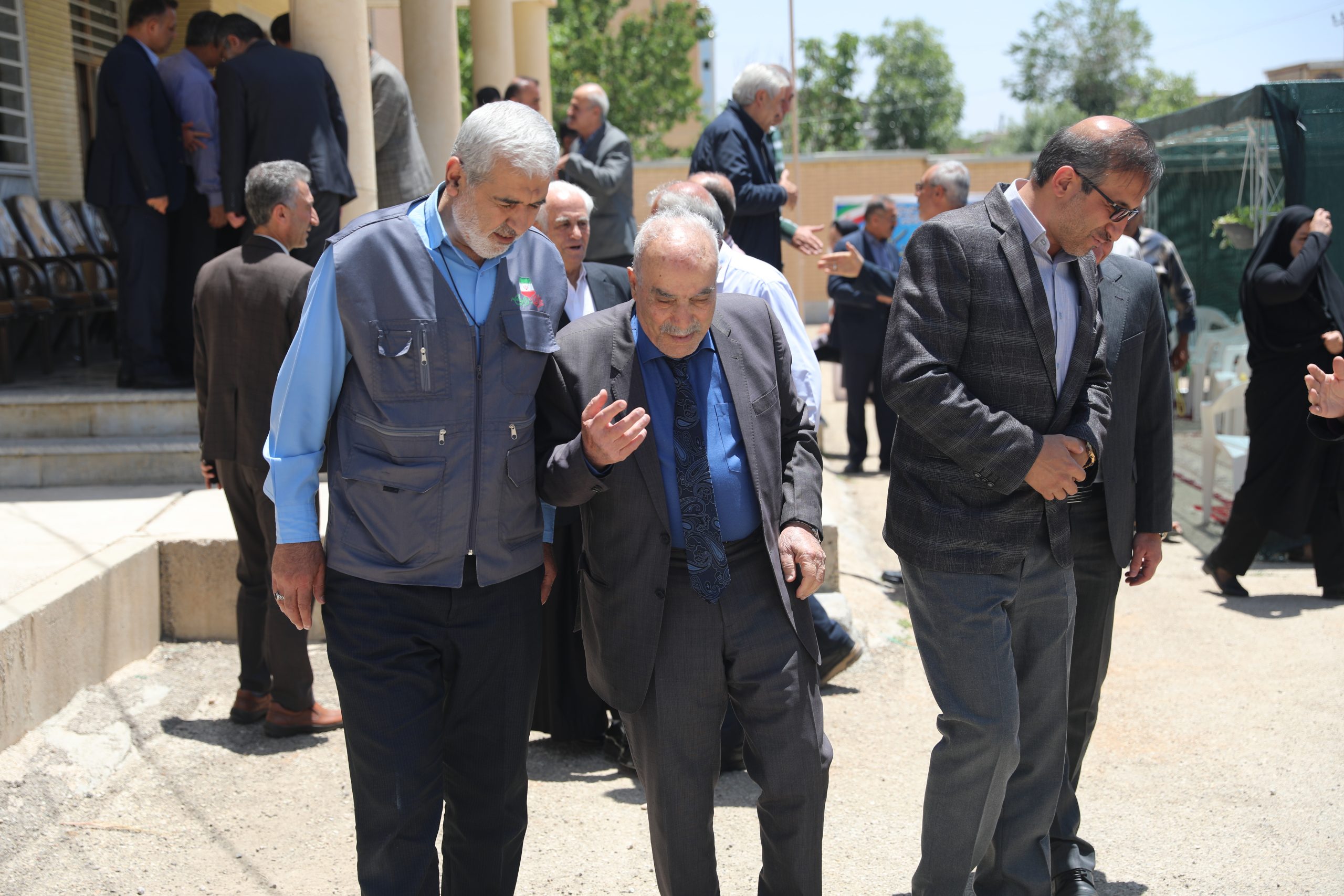 کلنگ  زنی احداث خوابگاه دانش‌آموزی دبیرستان نمونه دکتر حسن سلطانی در فارسان