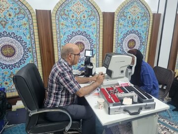 کیمیاگرانی که روشنایی را در مستضعفان جستوجو میکنند