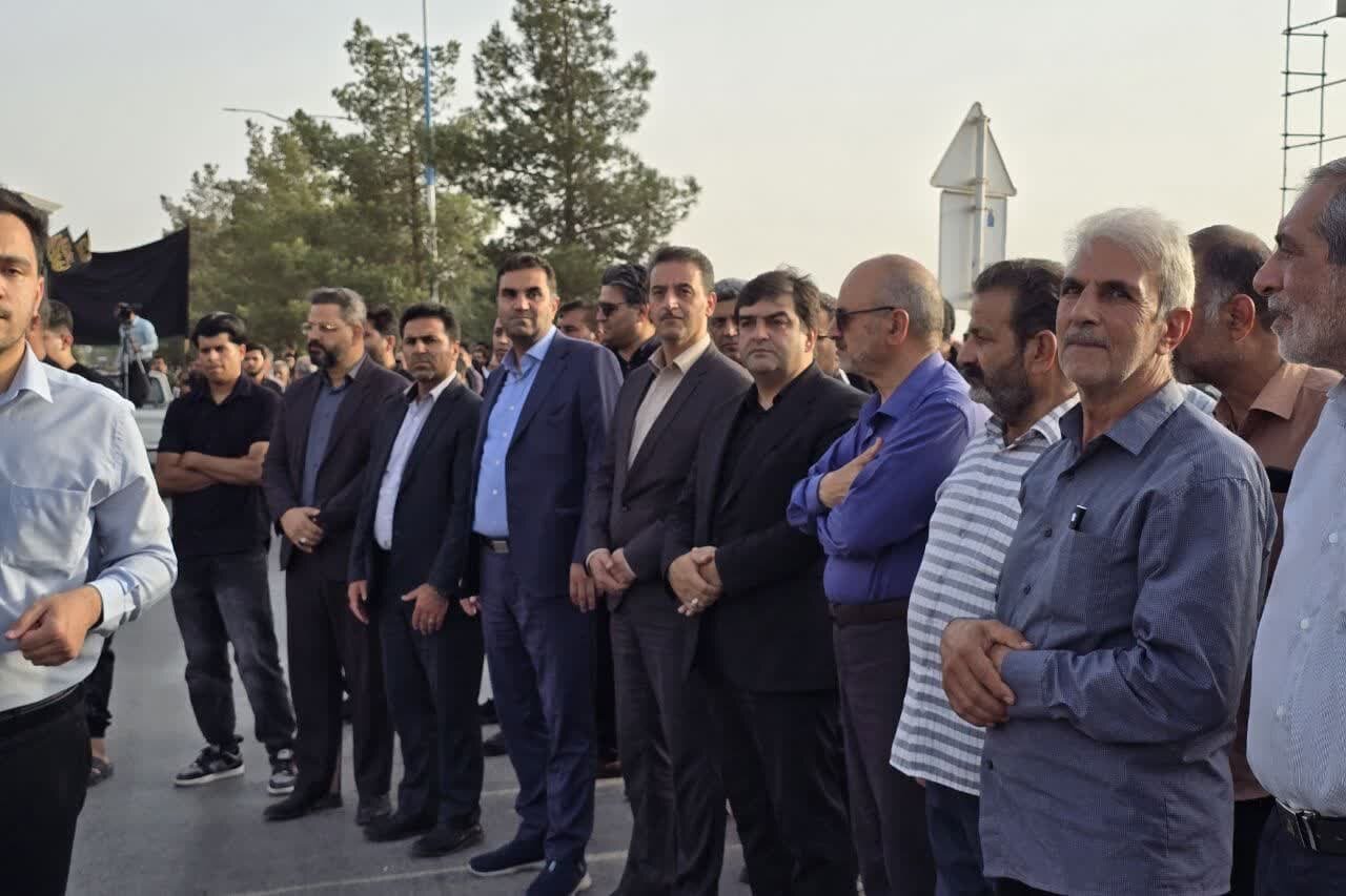 گزارش تصویری/ مراسم تشییع پیکر شهید والامقام حسین کمالی اردکانی