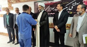 ۷۳زندانی در قزوین آزاد شدند