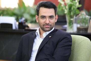 آذری جهرمی: از سختیها یاد بگیریم و کمربندها رو محکمتر ببندیم!