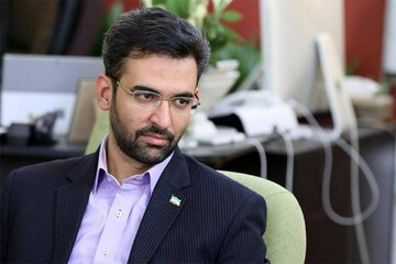آذری جهرمی: بدون انتشار متن مصوبه نمی‌توان درباره «اینترنت طبقاتی» قضاوت کرد