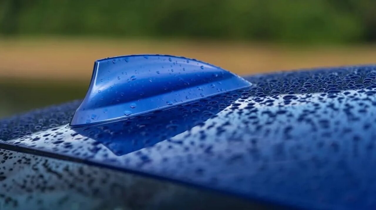 آنتن کوسهای خودرو چیست و چه کاربردی دارد؟