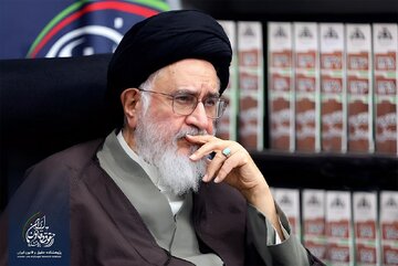 انتقاد روزنامه اصولگرا از مصطفی محقق داماد: چرا انگشت اتهام را به سمت نظام نشانه میروید؟