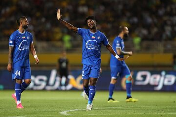 اندونگ در استقلال ماندنی شد