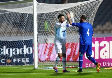 باشگاه استقلال مقابل درخواست کاپیتانها کوتاه آمد