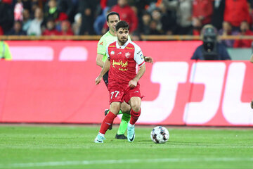 باشگاه پرسپولیس منتظر استعلام محمد عمری