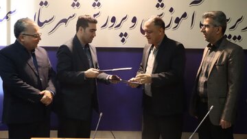 برگزاری آیین انعقاد تفاهم‌نامه همکاری در زمینه راه‌اندازی نخستین هنرستان جوار صنعت شهرستان سمنان