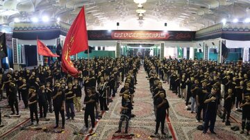 برگزاری سوگواره احلی من العسل در کرمان با حضور پرشور دانش آموزان دیار حاج قاسم