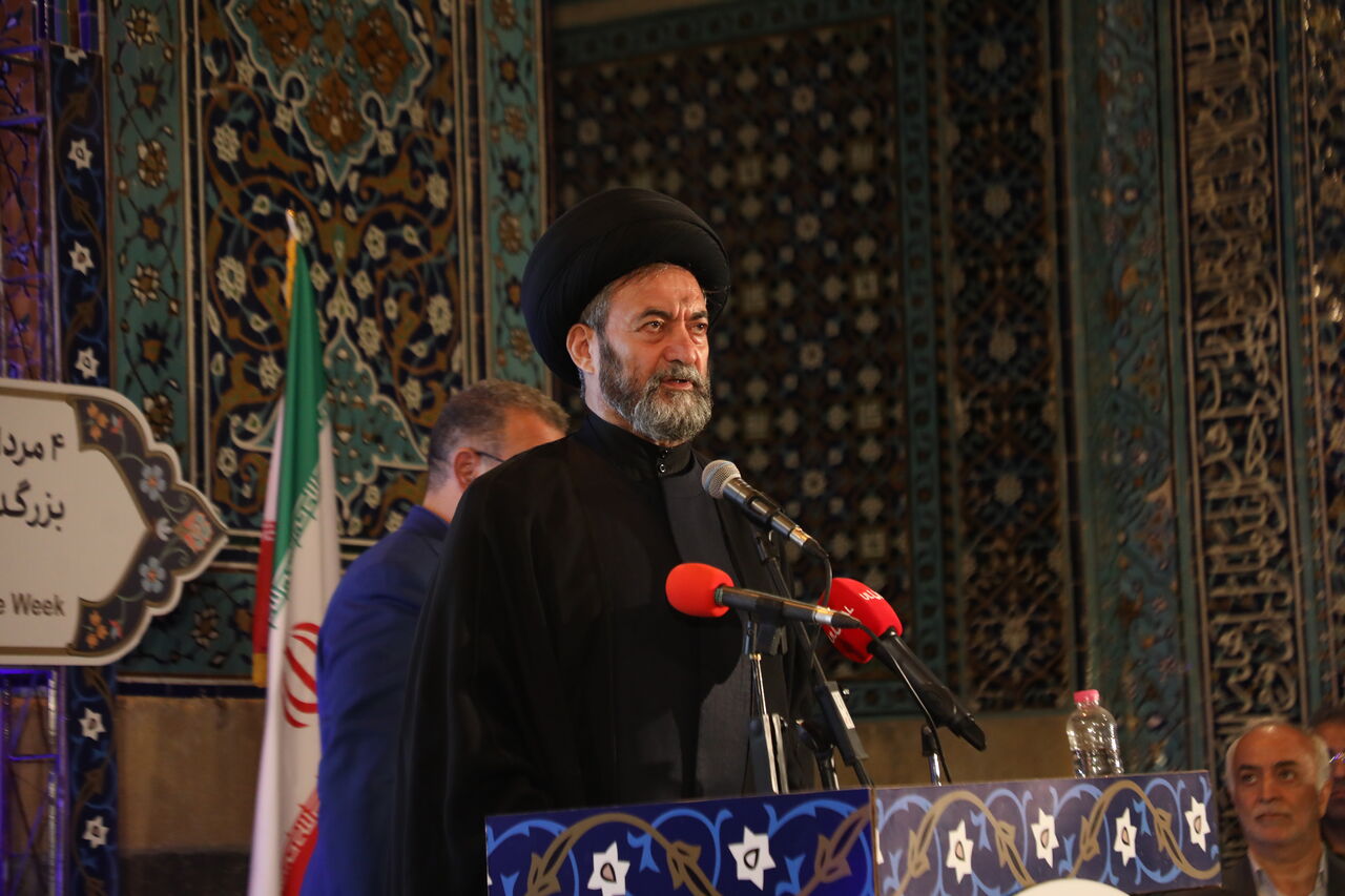 بیانات رهبری درباره فضیلت تاریخی اردبیل فصلالخطاب است