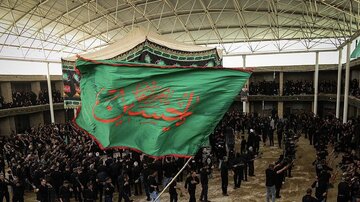تاسوعا و عاشورا در کرمان با شور حماسی برگزار شد/ عزاداری عاشقان ثارالله در دیار حاج قاسم