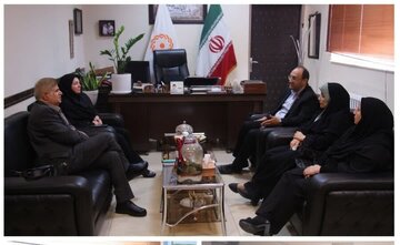 تاکید معاون توانبخشی سازمان بهزیستی کشور بر توزیع عادلانه منابع توانبخشی در سفر به سمنان