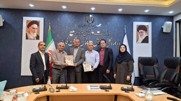 تجلیل از فعالان برتر ورزش همگانی فارس