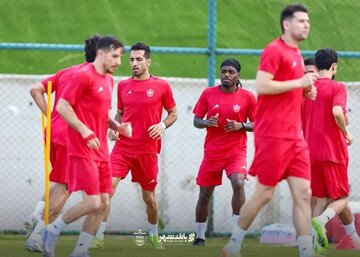 ترکیب پرسپولیس پر شد؛ ۲ گزینه هاشمیان برای لیست مازاد سرخ‌ها