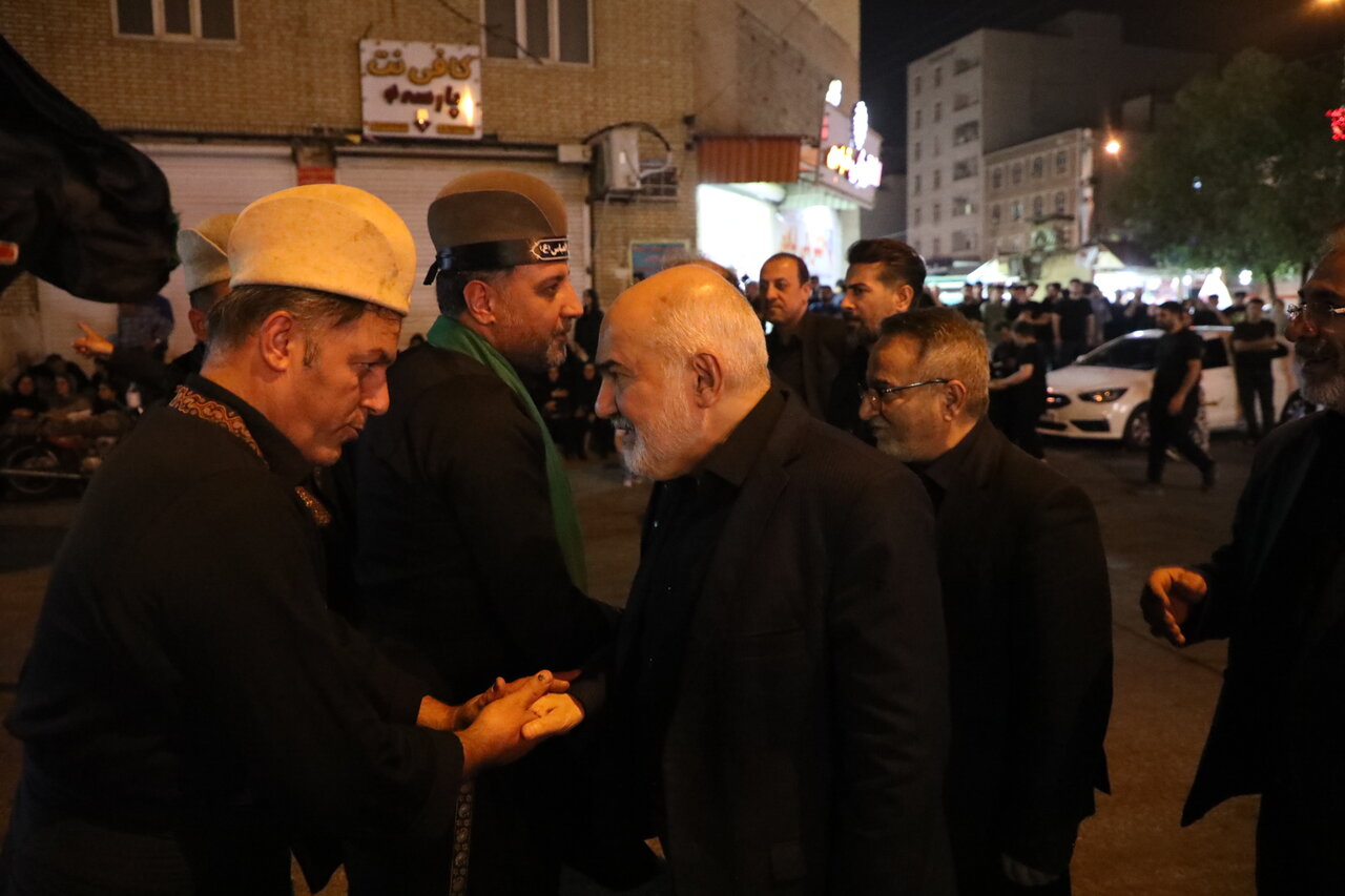 تصاویر | حضور استاندار خوزستان در عزاداری شب عاشورا؛ از حصیرآباد تا هیئت‌های خرمشهری و قشقایی