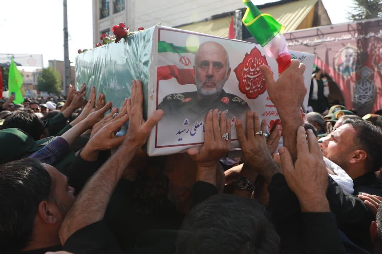 تصاویر | میراث رشید بر دوش مردم؛ تصاویری از بیعت دوباره در پایتخت مقاومت