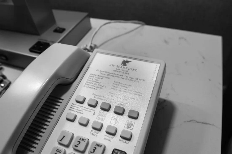 تلفن‌های ثابت؛ همچنان ستون ارتباطات سازمانی در عصر دیجیتال