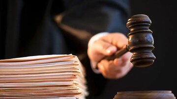 توقیف یک کشتی حامل کالای قاچاق در دریای عمان / ۱۷ متهم بازداشت شدند