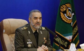 جانشین رییس ستاد کل نیروهای مسلح: تجهیزات نظامی ما آسیب چندانی ندیده است/ آن‌قدر تجهیزات داریم که می‌توانیم برای ۱۰ سال بجنگیم