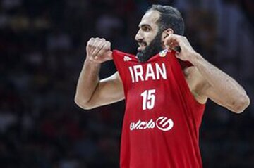 حضور حدادی در تمرین تیم ملی/ باید بازیهای دوستانه بیشتری برگزار کنیم