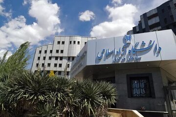 دانشگاه آزاد برای مهر ۱۴۰۴ در این مقطع بدون کنکور دانشجو میپذیرد