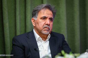 درخواست عباس آخوندی از صداوسیما برای پاسخگویی به هتاکیهای مجری تندرو