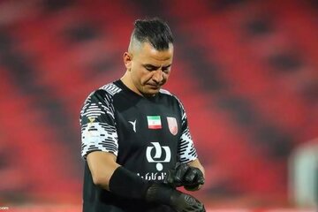 دروازهبان اسبق پرسپولیس به تیم مربیاش پیوست