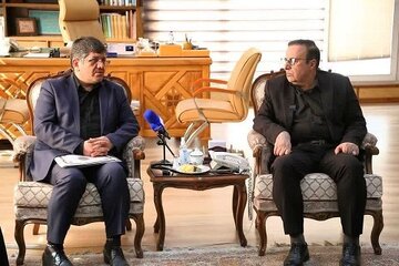 دیدار معاون وزیر راه از طرح های ریلی قزوین