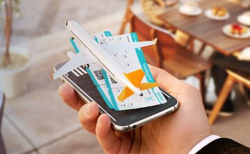 رئیس سازمان هواپیمایی: افزایش قیمت بلیت پروازها ممنوع است