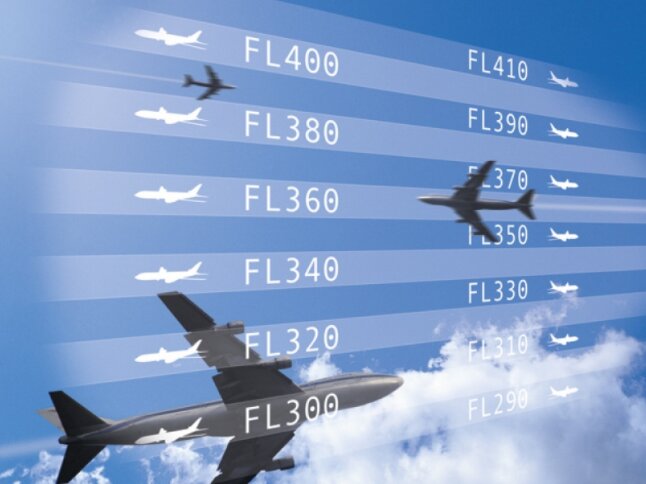 راز نظم در آسمان / چرا هواپیماها در آسمان با یکدیگر برخورد نمی‌کنند؟