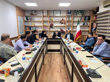 سرپرست اداره‌کل سیاسی استانداری خوزستان: تسهیل فعالیت احزاب و تقویت توسعه سیاسی در اولویت است