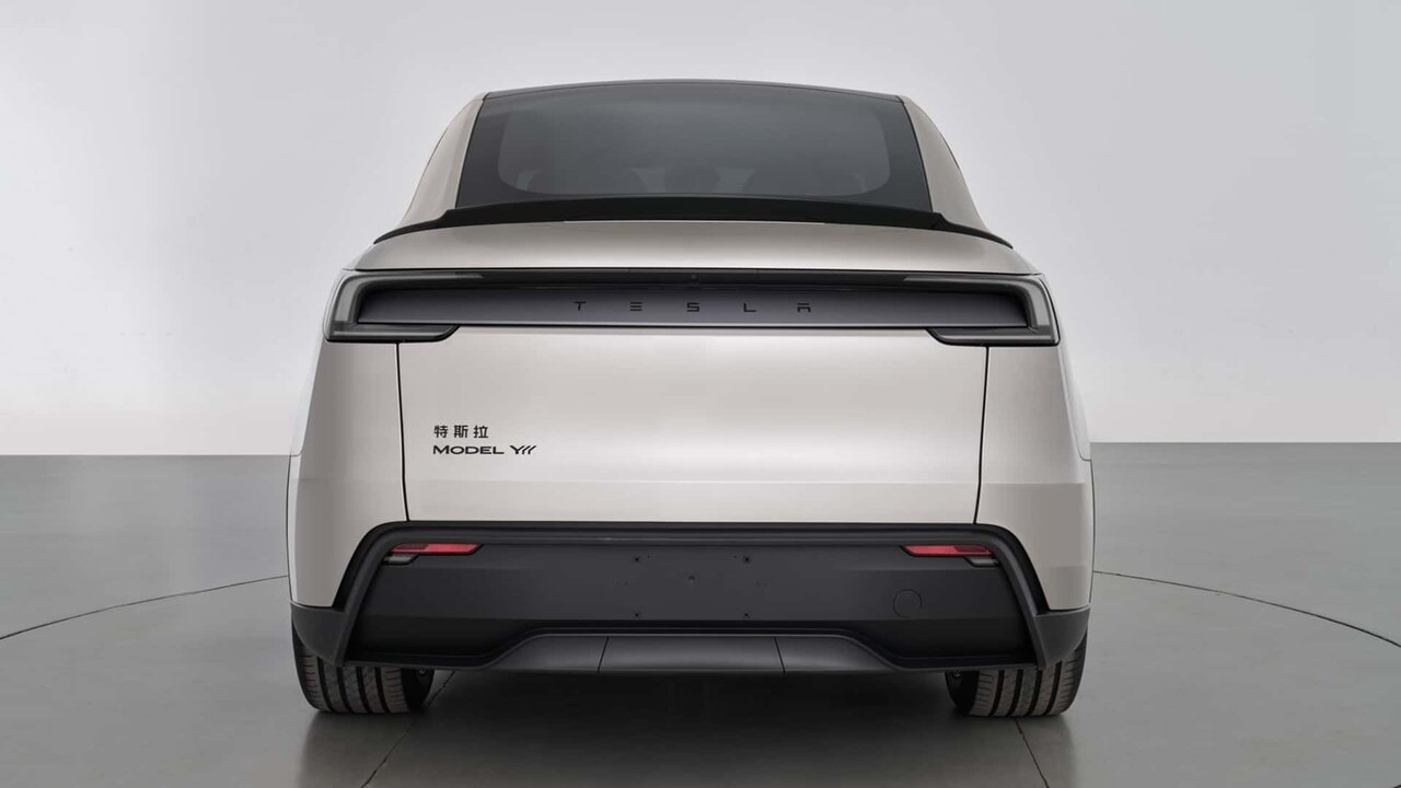 عکس | رونمایی از ماشین جدید تسلا