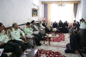 فداکاری شهدا، بایستی برای نسل های آینده تبیین شود