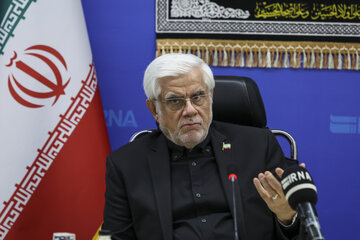 قدردانی عارف از تلاش تولیدکنندگان و فعالان اقتصادی